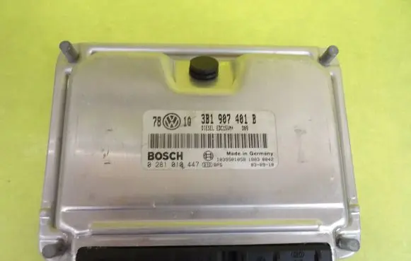 Volkswagen PASSAT B5 Engine control unit/module 3B1907401B 0281010447