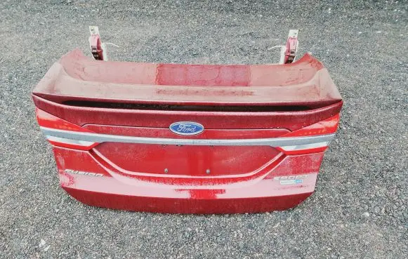 Ford Fusion II Tailgate/trunk/boot lid