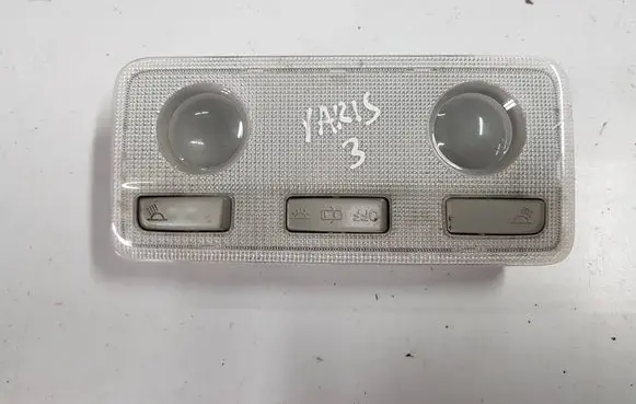 Toyota Yaris Front seat light 