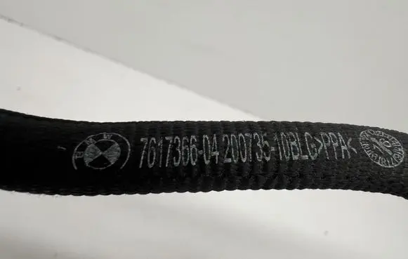 Engine coolant pipe/hose