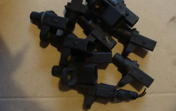 BMW 3 E46 Camshaft position sensor 7506273