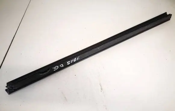Mercedes-Benz C AMG W204 Rear door glass trim molding