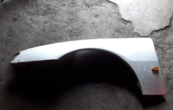 Peugeot 406 Fender