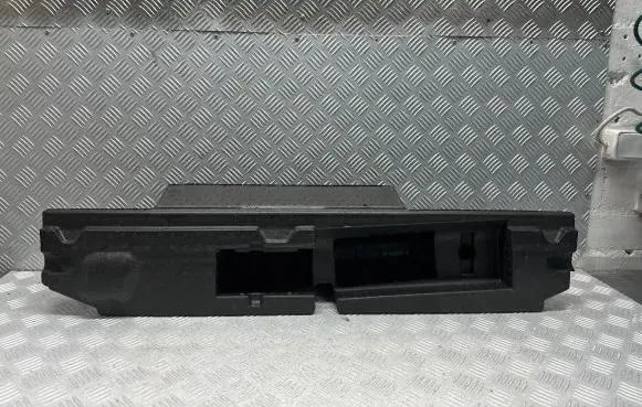 Audi Q7 4M Other trunk/boot trim element 4M0012109E