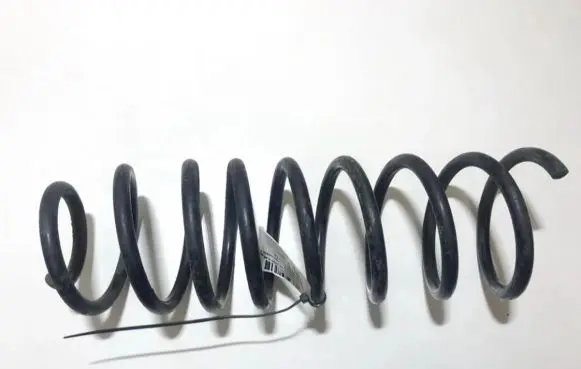 Volkswagen Golf III Rear coil spring