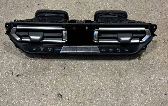 BMW X3 G01 Climate control unit 9855409
