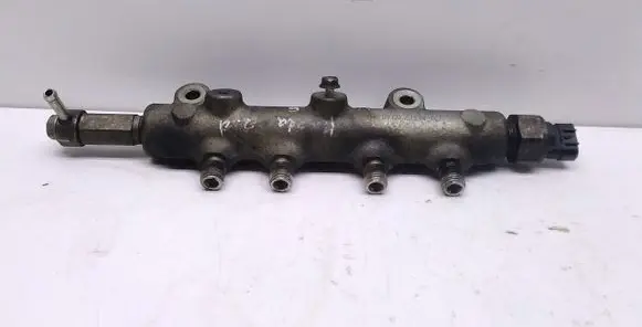 Fuel main line pipe