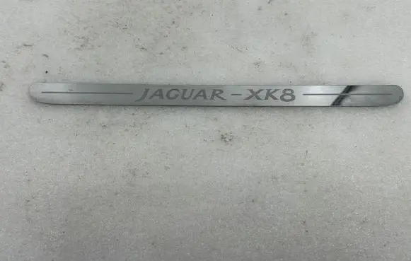Jaguar XK8 - XKR Front sill trim cover