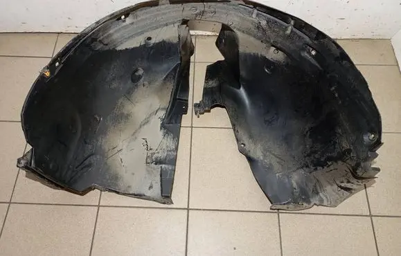 Peugeot 5008 II Front wheel arch liner splash guards 9825282080