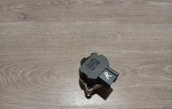 Volvo S60 Ignition lock contact 8645228