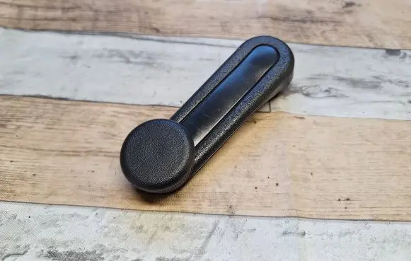 Toyota Yaris Rear door window winding handle 6926002020