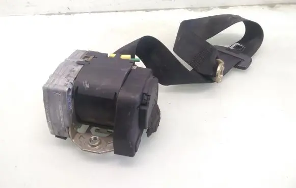 Audi A6 S6 C5 4B Rear seatbelt