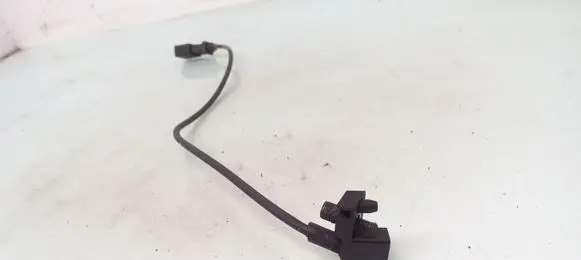 Volkswagen Golf IV Crankshaft position sensor 030906433G