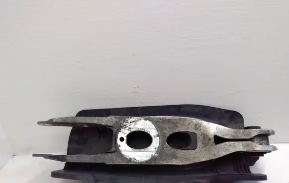 Audi A4 S4 B9 Rear upper control arm/wishbone