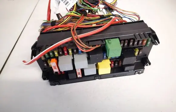 Mercedes-Benz E W212 Fuse box set a2129003614