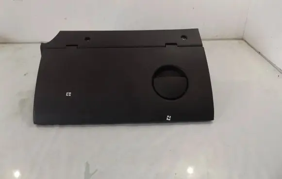 Opel Corsa C Glove box
