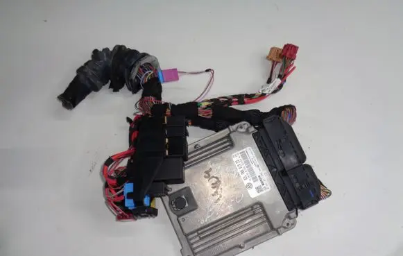 Seat Exeo (3R) Engine control unit/module 03L906019ED 03L906022GE 0281017608