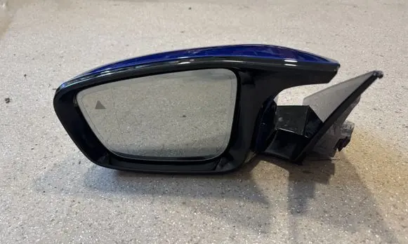 Front door electric wing mirror