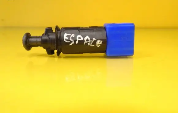 Renault Espace IV Brake pedal sensor switch 110895