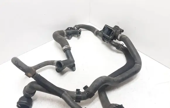 Thermostat/thermostat housing
