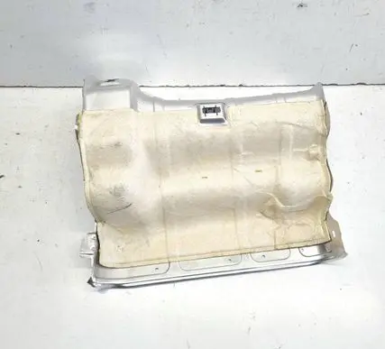 Nissan X-Trail T30 Fuel tank bottom protection 172858H300