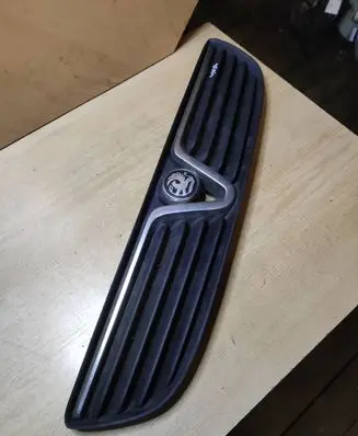 Opel Zafira A Front grill 90580686