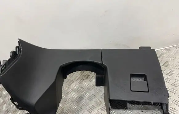 Dashboard lower bottom trim panel
