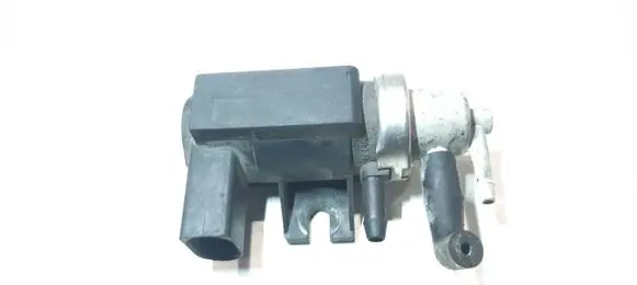 Volkswagen Golf Plus Turbo solenoid valve 1J0906627B