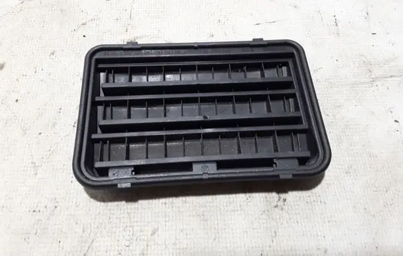 BMW 5 F10 F11 Fender grill 6962293