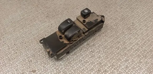 Mitsubishi Pajero Pinin Electric window control switch 