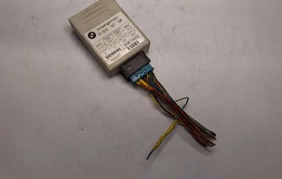 BMW 5 E60 E61 Tow bar trailer control unit/module 61359167198 61359186177 61359221180