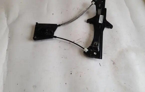 Volkswagen PASSAT B7 USA Rear window lifting mechanism without motor 561839461F