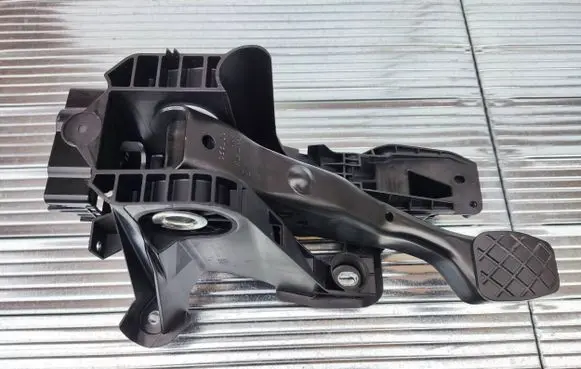 Brake pedal