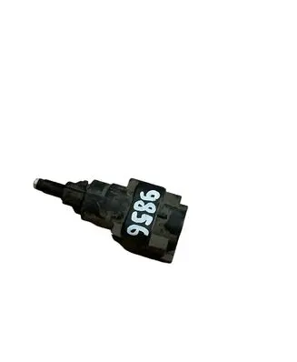 Volkswagen Touran I Brake pedal sensor switch 6Q0945511