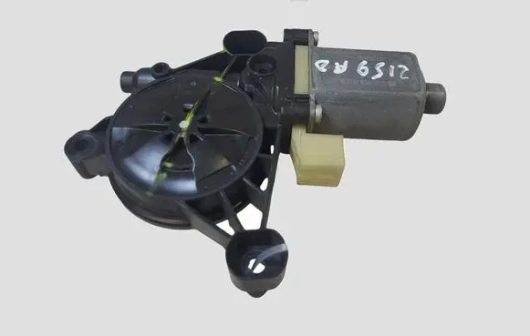Skoda Superb B8 (3V) Front door window regulator motor 5Q0959802B 0130822716
