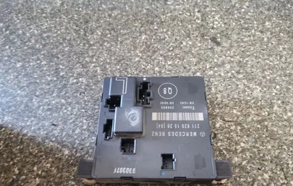 Mercedes-Benz E W211 Other control units/modules 2118201526
