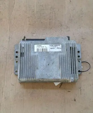 Renault Megane I Engine control unit/module H0M7700860319