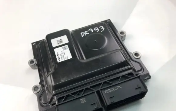 Volvo S90, V90 Engine control unit/module ECU 32242005