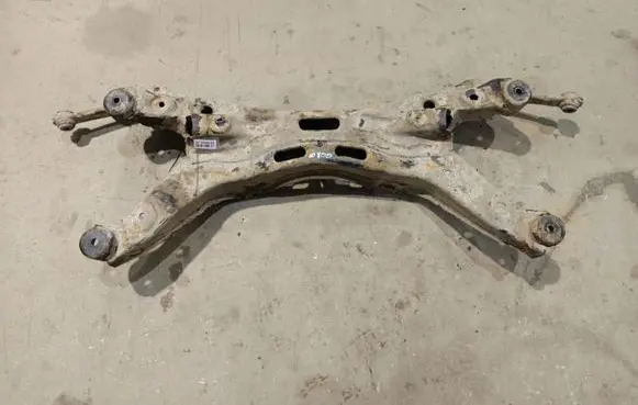 Opel Vectra C Rear subframe 