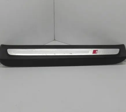 Audi Q7 4L Rear sill trim cover 4L0853375B 4L0853375C