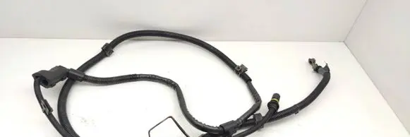 Mercedes-Benz C W204 Positive cable (battery) A2075400710 A2721590146
