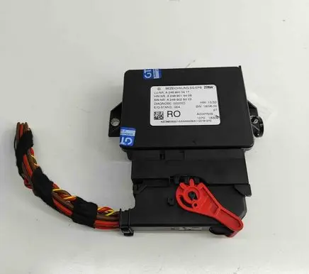 Mercedes-Benz CLA C117 X117 W117 Rear brake EMF control unit/module A2469014406 A2469028303