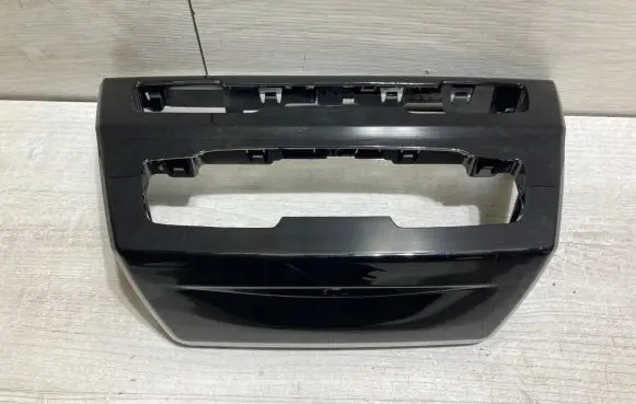 BMW X2 F39 Climate control/heater control trim 9305907