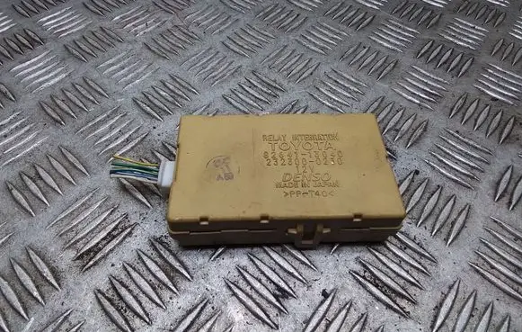 Toyota Corolla Verso E121 Other control units/modules 8264113040 2323000230