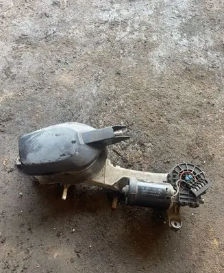 Mercedes-Benz E W210 Wiper motor 0390241420