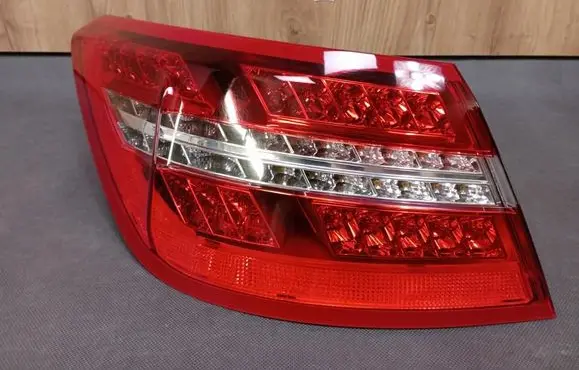 Mercedes-Benz E A207 Rear/tail lights 2079060158 A2079060158