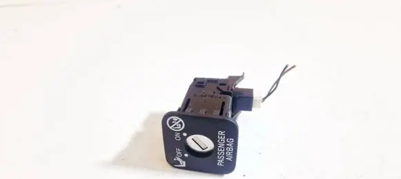 Toyota Auris 150 Passenger airbag on/off switch 1672n6n 167-2n6n