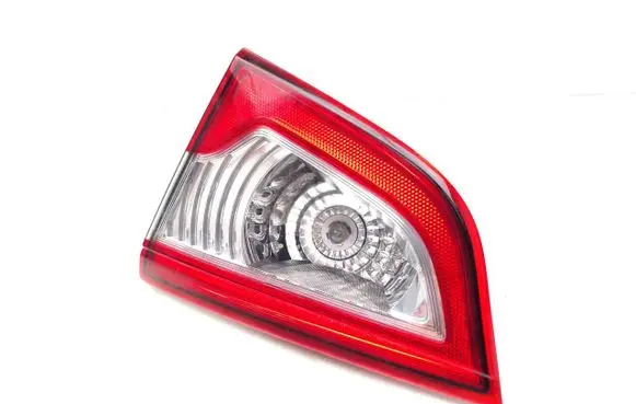 Suzuki SX4 S-Cross Tailgate rear/tail lights