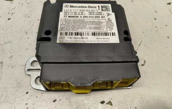Mercedes-Benz CLA C117 X117 W117 Airbag control unit/module A1179009200