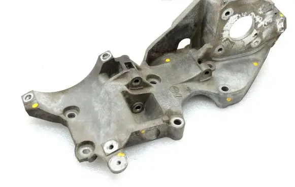 Volkswagen Tiguan Generator/alternator bracket 03L903139D 03L903143D